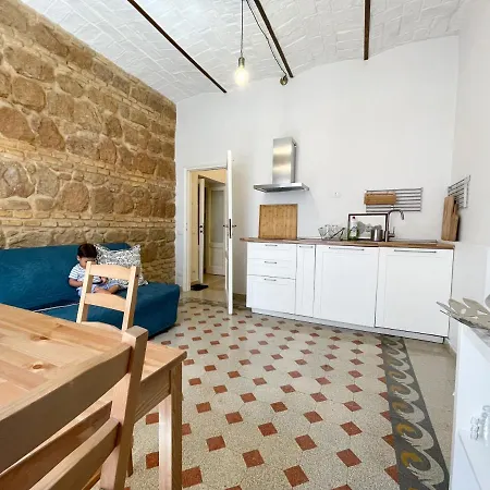 Cairoli Boutique * Roma